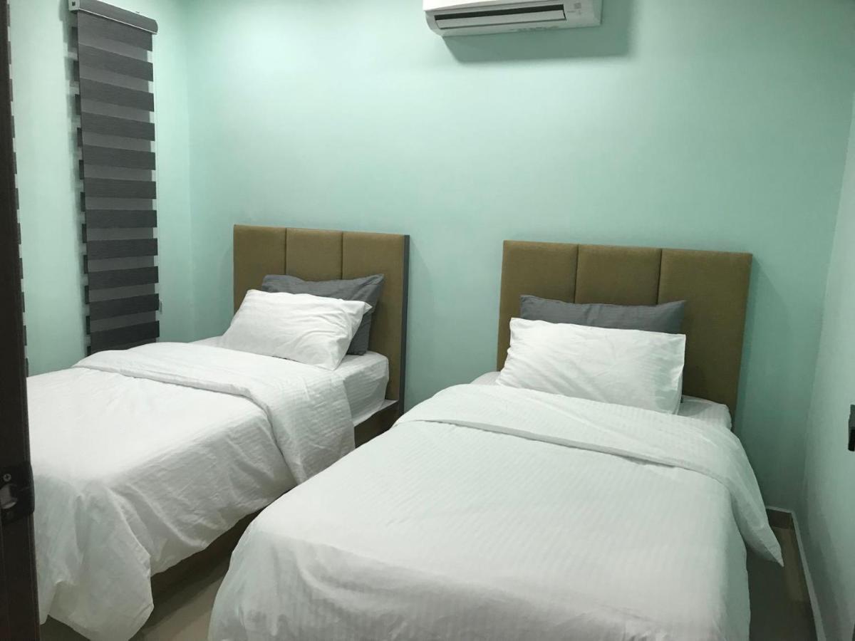 Homestay Stardow~星窗名宿~ Τζόχορ Μπάχρου Εξωτερικό φωτογραφία