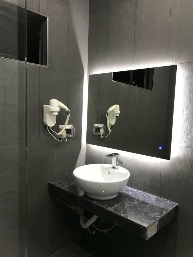 Homestay Stardow~星窗名宿~ Τζόχορ Μπάχρου Εξωτερικό φωτογραφία