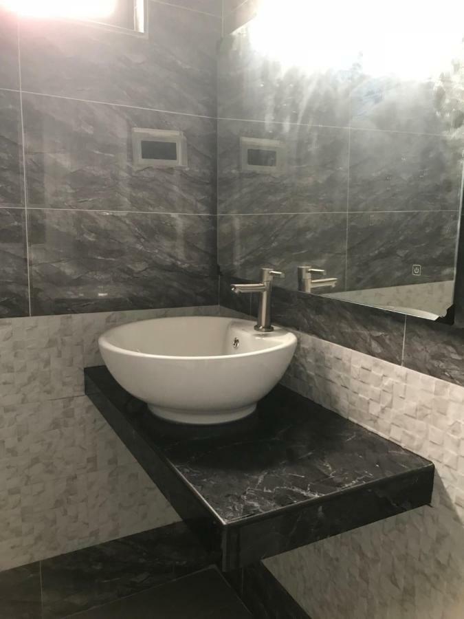 Homestay Stardow~星窗名宿~ Τζόχορ Μπάχρου Εξωτερικό φωτογραφία